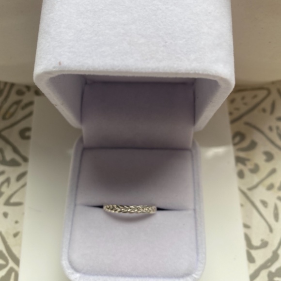 Braided ring - Picture 3 of 3